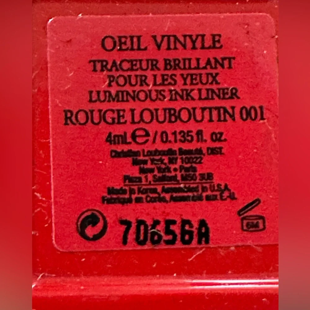 Christian Louboutin Oeil Vinyle Luminous Ink Liner
